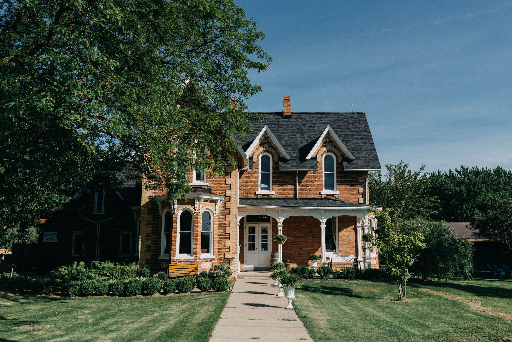 The Iron Kettle Bed and Breakfast Comber, ON Border City Living